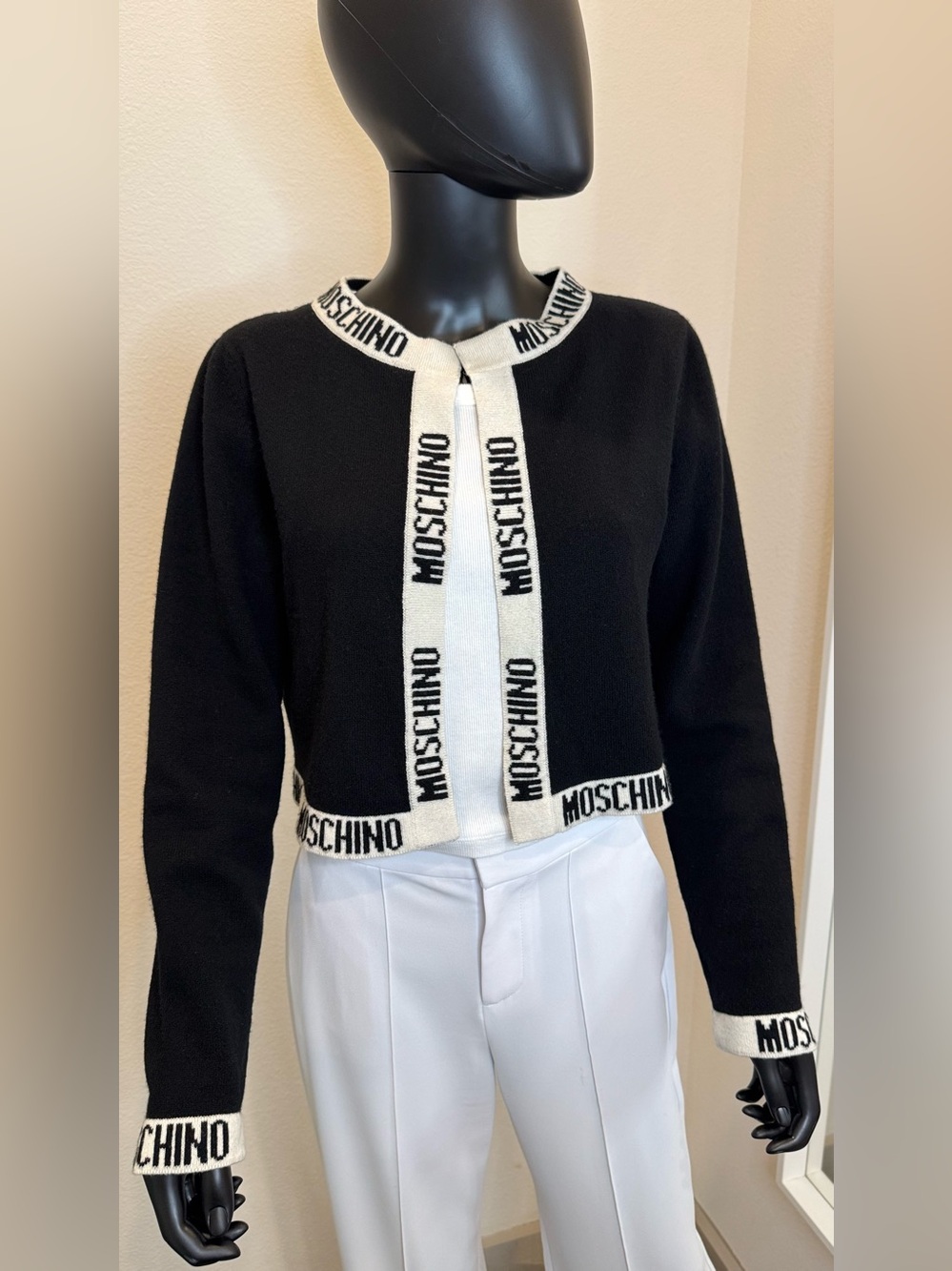 MOSCHINO Milano cashmere/wool Logo-Trim Cropped Cardigan size 10 NWOT
